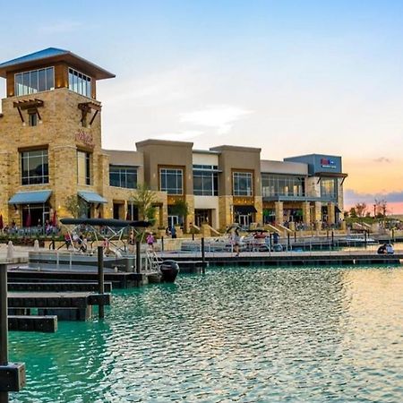 Lake Cypress Villa Bagian luar foto